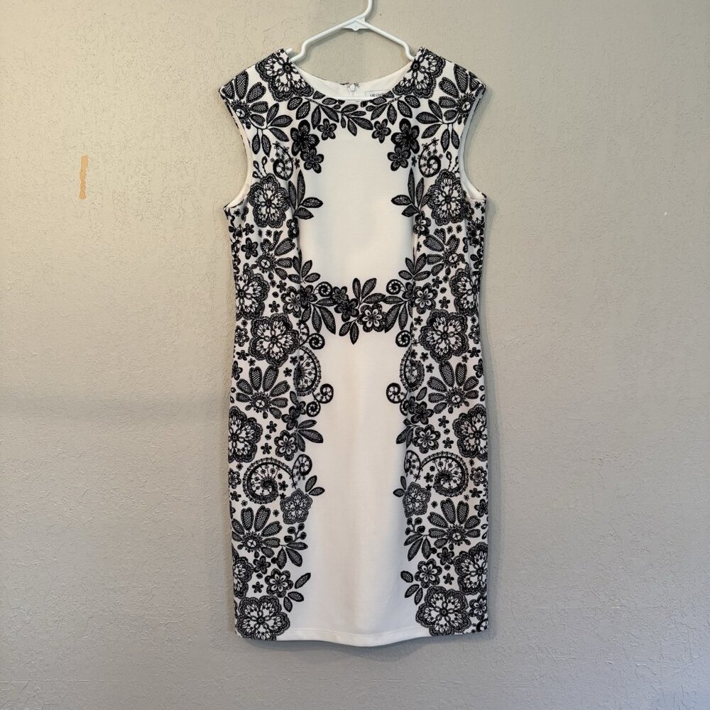 Liz Claiborne Dress Women’s 14 White Black Floral Print Sheath Cap Sleeve Knit